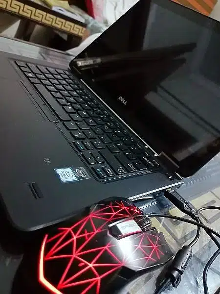 Dell Core i-7 Touch screen web cam