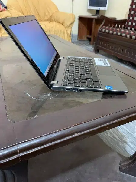 Acer C740 core i5 3rd Generation/ laptop for sale