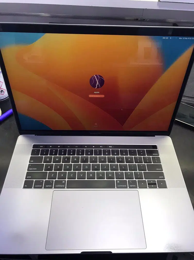 MacBook Pro (15-inch, 2018) 16GB - 512GB SSD i7