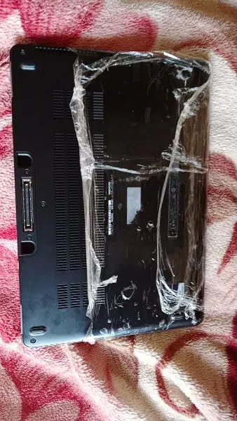 Laptop : Dell Latitude e7270