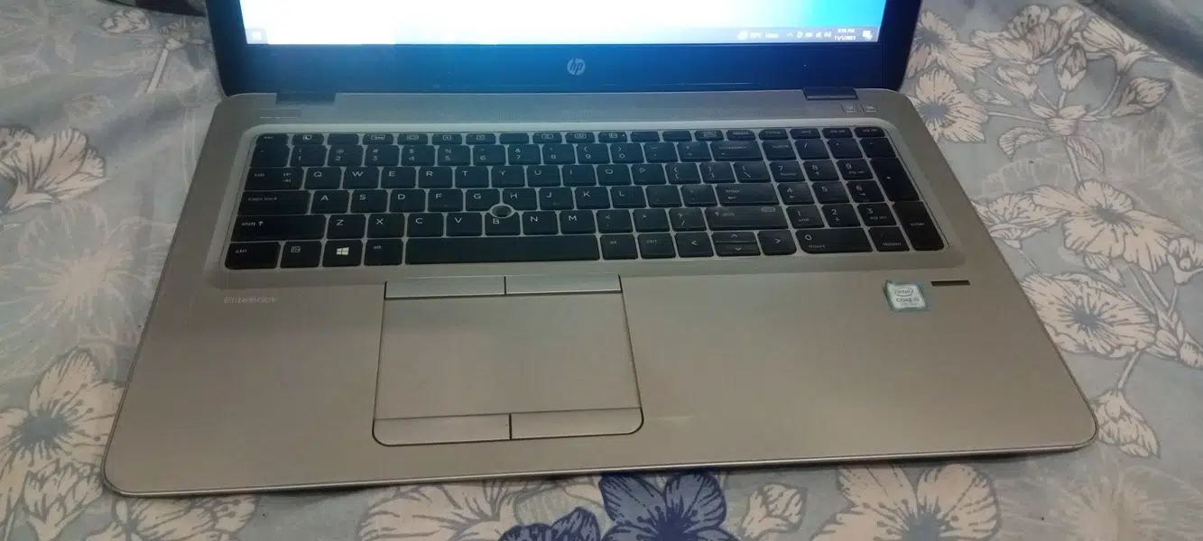 I want to sale out HP laptop