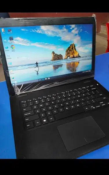 Dell latitude 3490 I-5 8th generation.