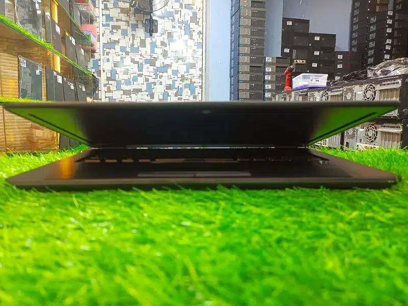 DELL Latitude E7450(Core i5 5th GENERATION)