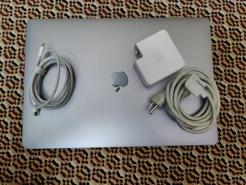 Mac Pro M1 2019 for sale 