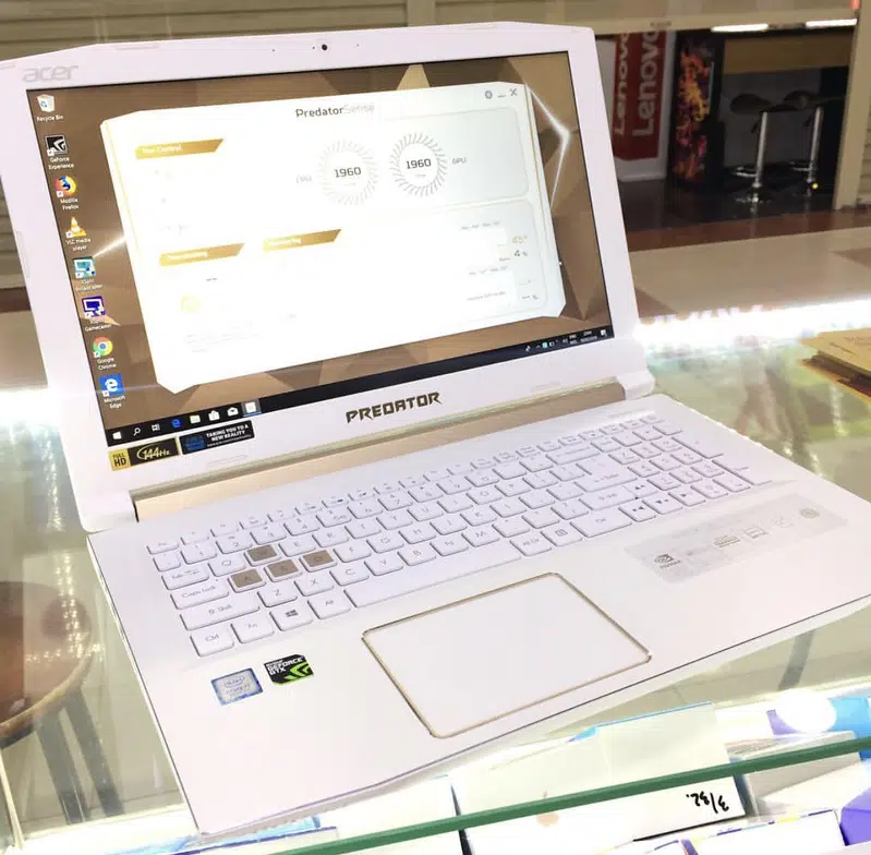Acer Predator Helios 300 Core i7 9thGen