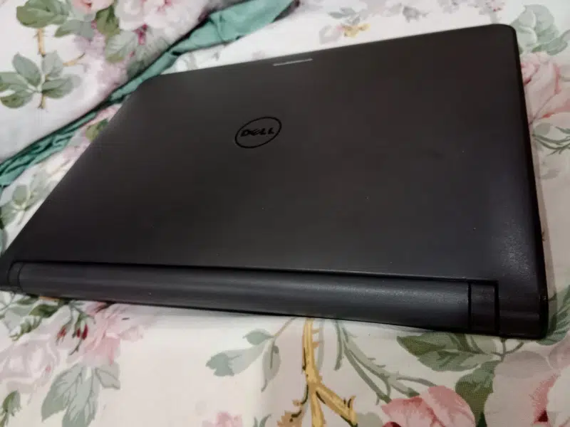 Dell Latitude 3340 Laptop | 8 GB | 500 GB | i5 4th Generation.