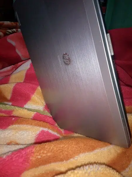 Hp laptop Core i5 1st generation 4/320