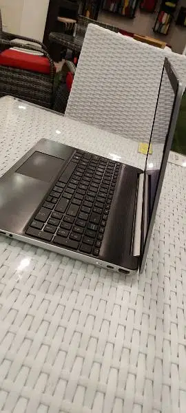 HP NOTEBOOK 15 CORE I7 10GEN 512NVME SSD