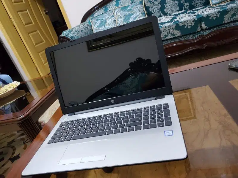 Hp laptop Core i3 7th generation