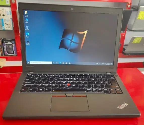 LENOVO THINKPAD X270 CORE i5-2.50Ghz GEN. 6th 8GB DDR4 RAM 256GB SSD