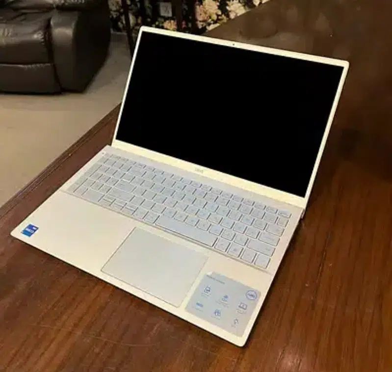 Dell laptops Core i7 10 Generation i5 hp good Ok All Box warranty