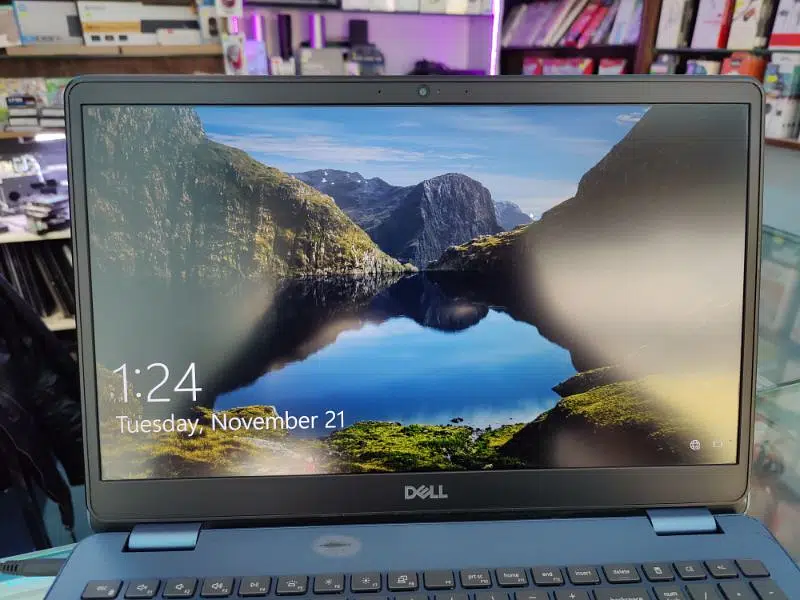 Dell Inspiron 5585 i5 8th gen 16gb ram 256gb ssd