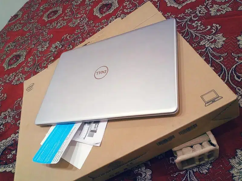Dell laptop core i7 10 generation far sale