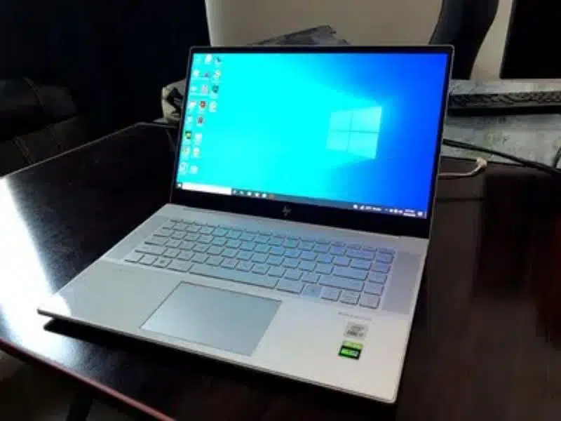 Dell Core i7 laptop Hp - i5 -professional laptop - apple i3
