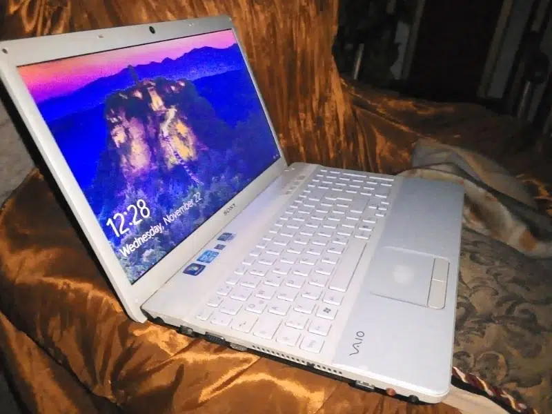 sale sale gaming laptop Sony vaio with 1gb Nvidia 128bit graphics gtav