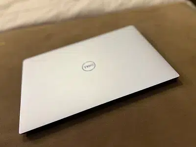 Dell Laptop core i7 10/10 laptops 15.6 Inch 32GB/ssd 512GB i5 hp
