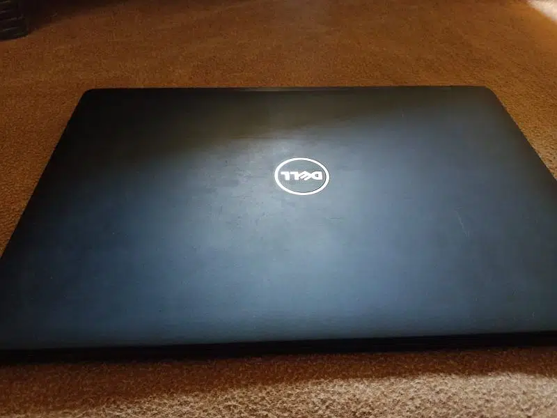 Laptop Dell i5 5th Generation