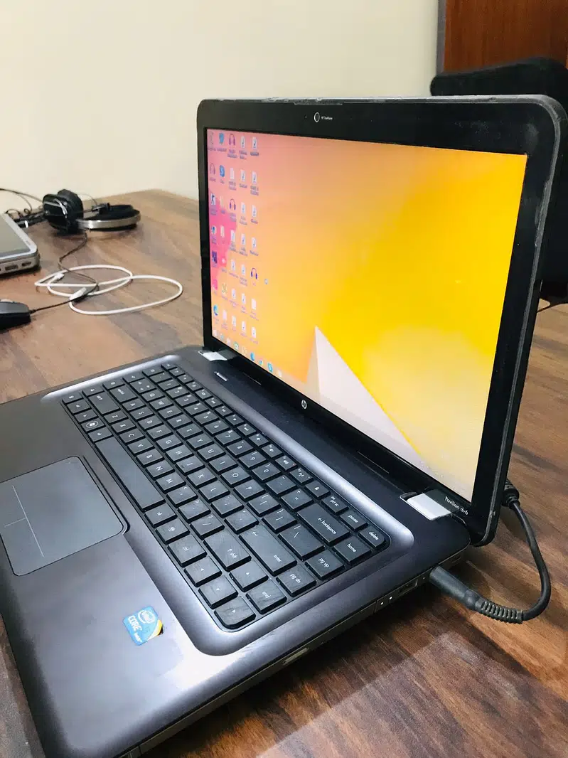 HP LAPTOP Intel(R) Core(TM) I3 URGENT SALE