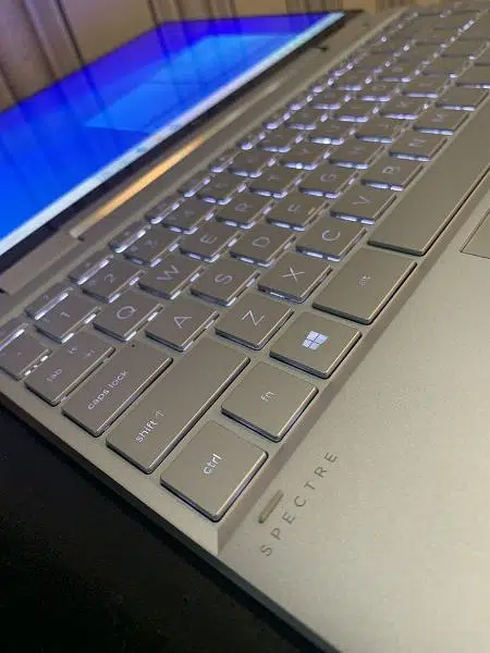 Dell laptops core i7 [ ssd- hard - disk ] pin packed [ i5 apple hp ]