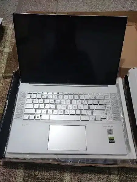 Dell laptop core i7 Ram 32GB Perfect all ok new ( i5 _ Apple )