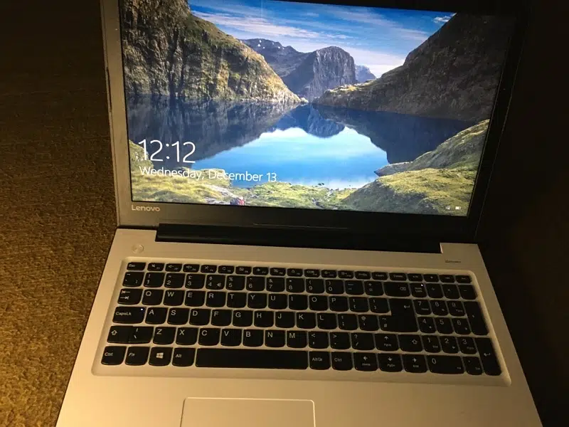 lenovo laptop AMD a10 8ram 1tb hd battery timing 2:30 hrs