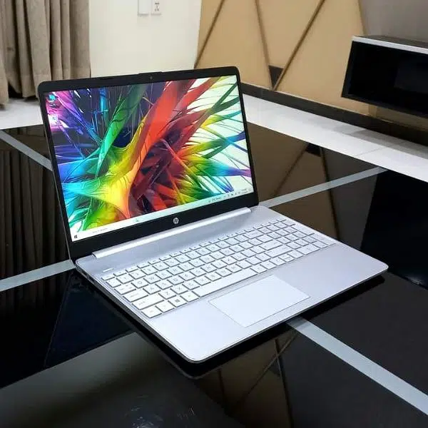 Hp laptop Everything is good dell Core i7 Perfect apple i5- i3 Box