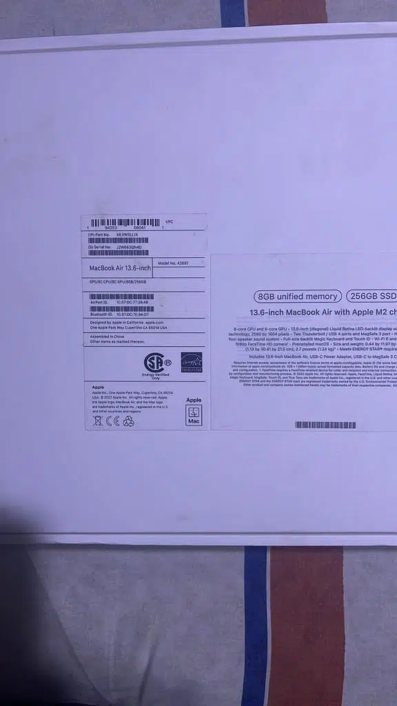 MacBook Air 13.6 inch for sell