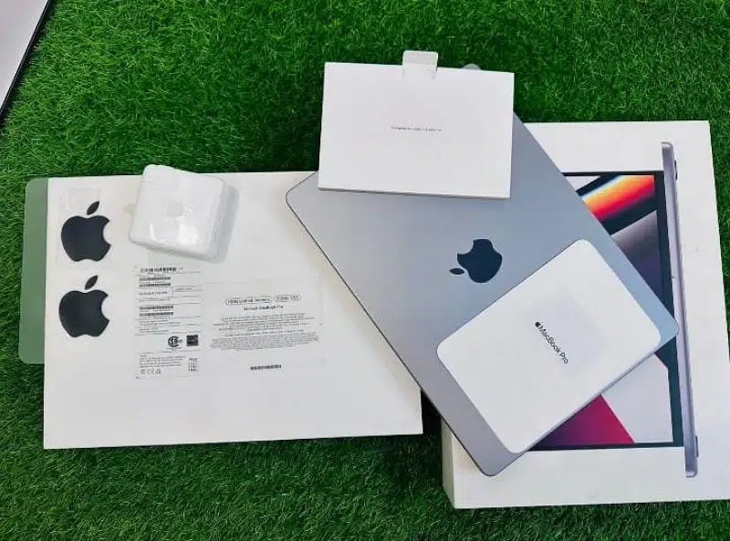 MacBook Pro m1 14 inch 2021 for sale