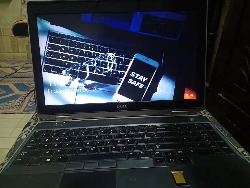  laptop core i7 3rd generation Dell.