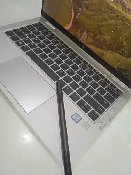 Dell laptops core i7 10th Gen Touchscreen hp i5 100% Ok New i3 apple