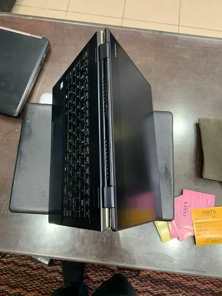 Core i5 8th 16 Ram 256SSD