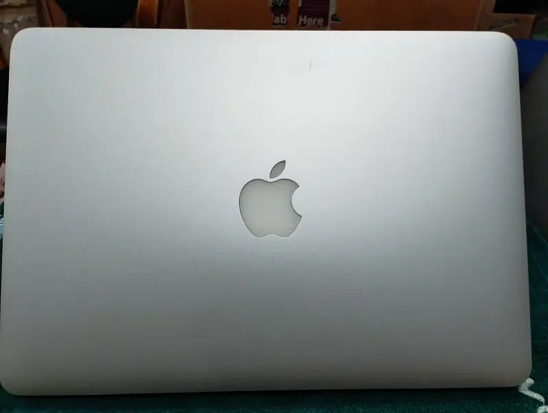 APPLE MAC BOOK PRO 2014