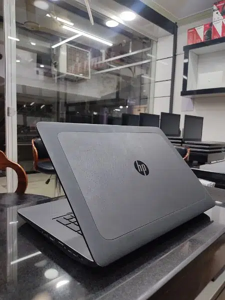 HP ZBOOK 17 G3 Workstation