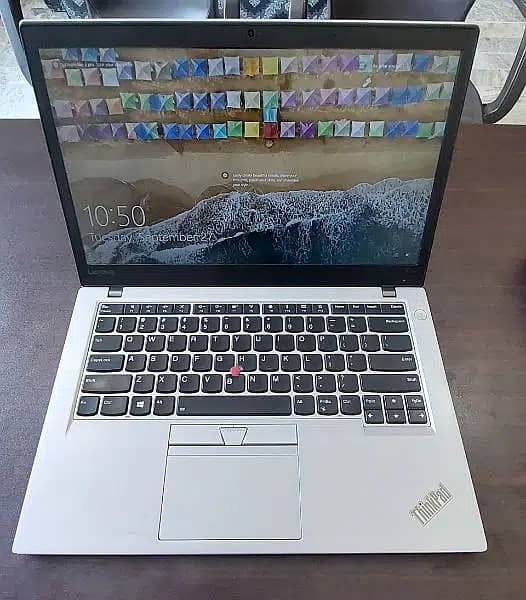 Lenovo Thinkpad T470s - Core i5 7th Gen, 8 GB RAM, 400 GB SSD