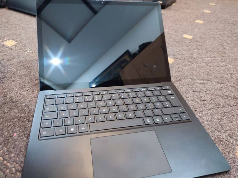 Microsoft surface laptop 4 i5 11th