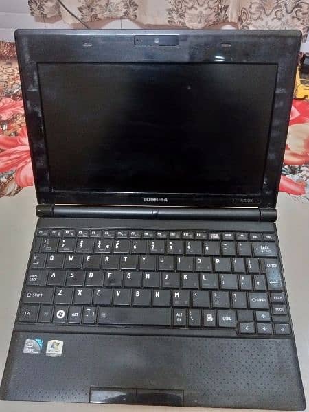 Toshiba NB 500 11 E (Smart Lapotp Notebook)