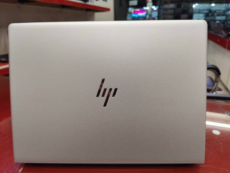 Hp Elite Book 830g6 Intel i5 8th gen ram 8gb ssd 256gb 4.10ghz