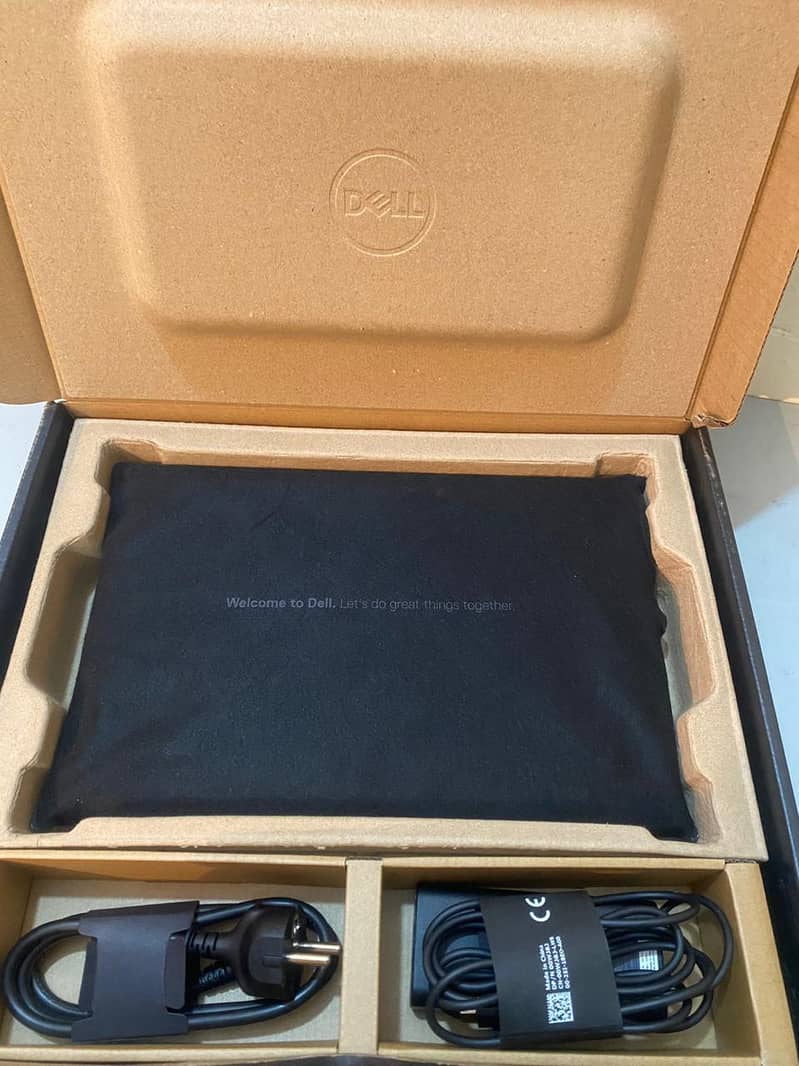 dell latitude, i7-12th gen, 16gb/512gb, 2 year warranty, just box open