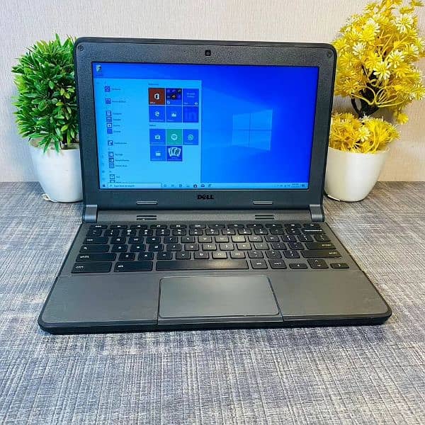 Dell chromebook 4GB RAM 16GB SSD STORAGE With WINDOWS 10 made in USA