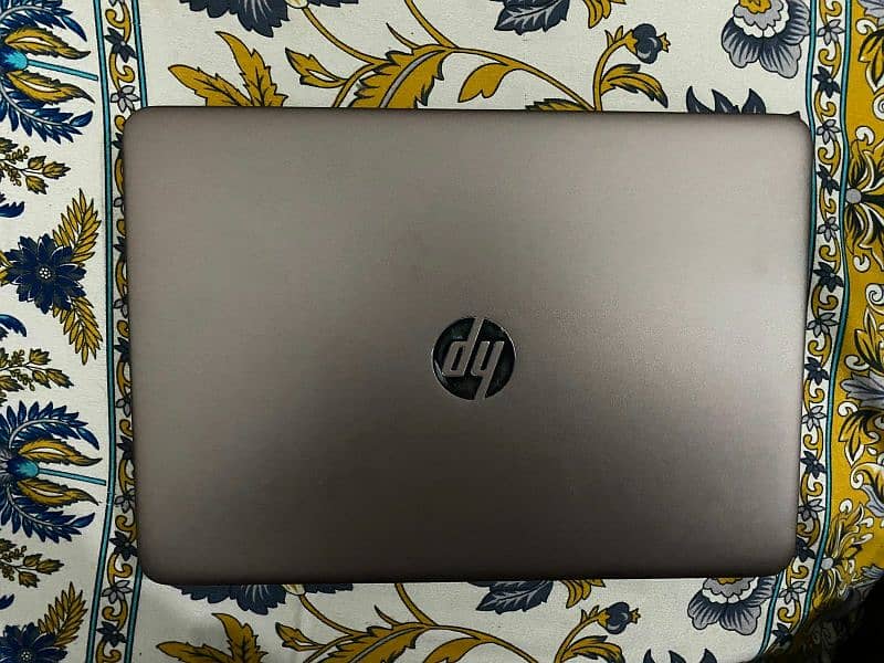 Hp 940 g3 i5 6th gen
