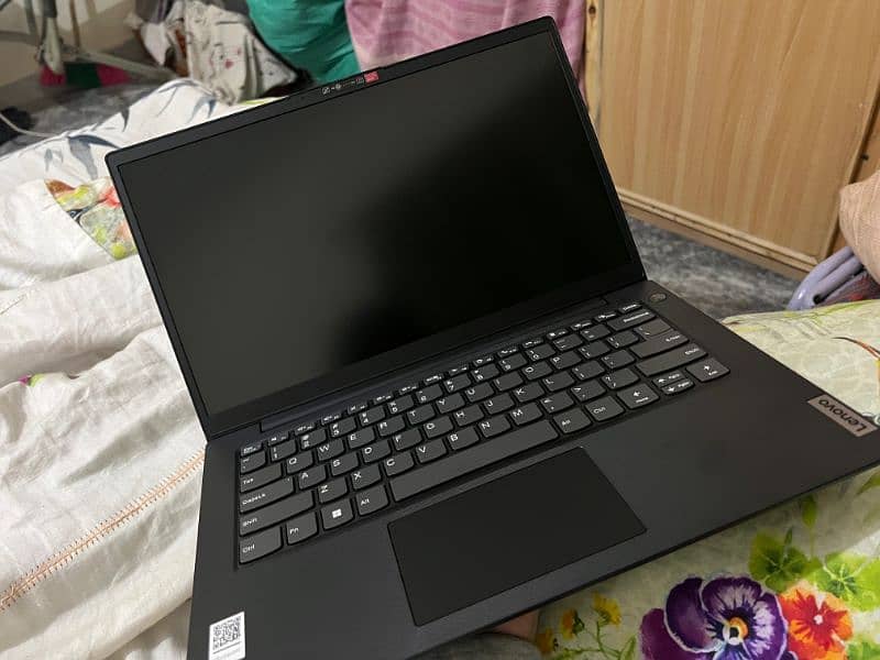 LENOVO core i5 , 12th generation 8/128