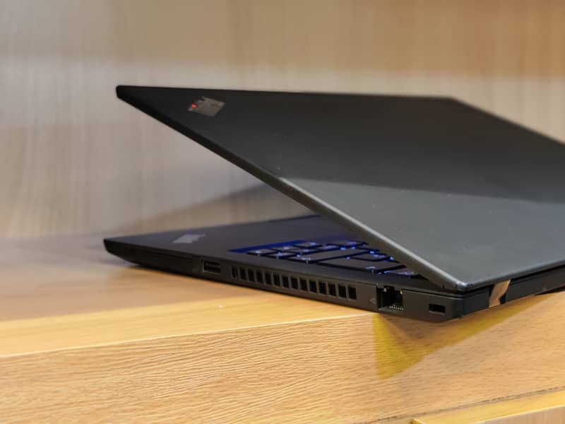 Lenovo Thinkpad T14 / Ci5 Laptop / 10th Gen / 32 GB RAM / 256 GB SSD