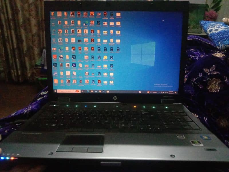 hp elite book laptop