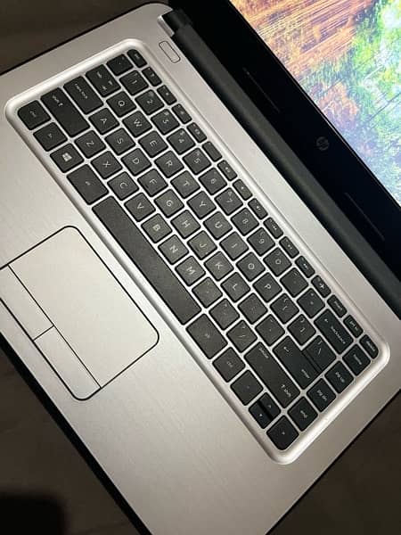 HP 348 G4 core i5