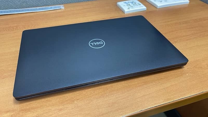 DELL Latitude E5501