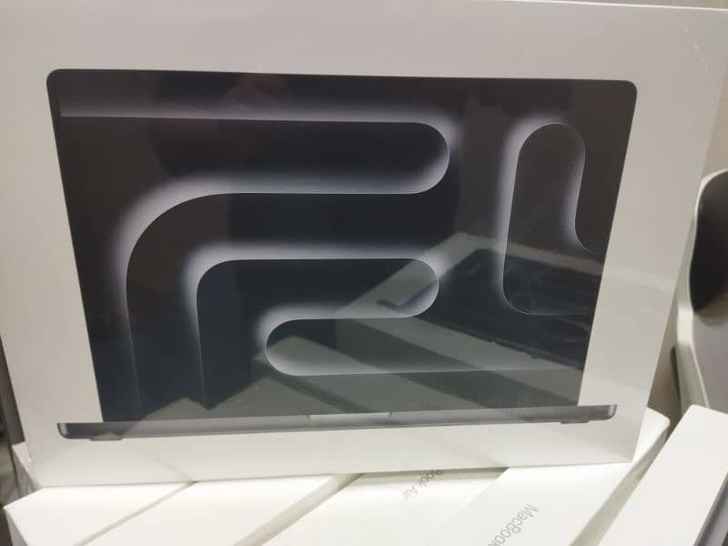 Apple MacBook Pro M2 14inch 32/512 MPHE3