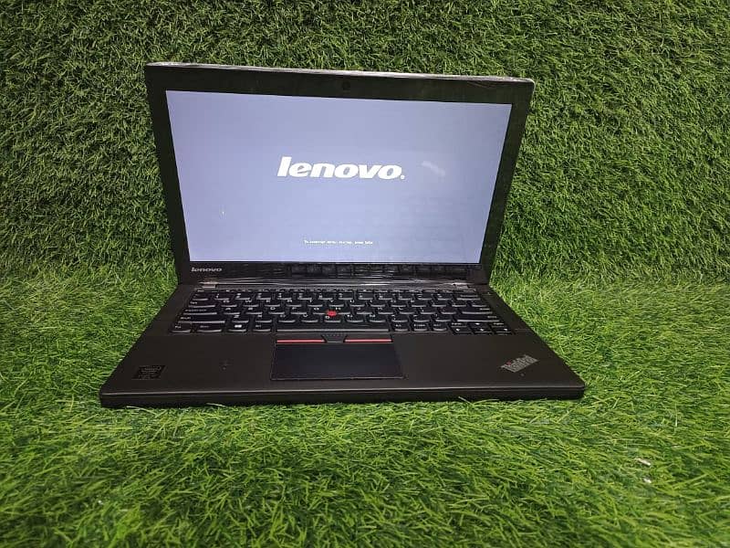 lenovo Thinkpad ×240 i5 4th generation