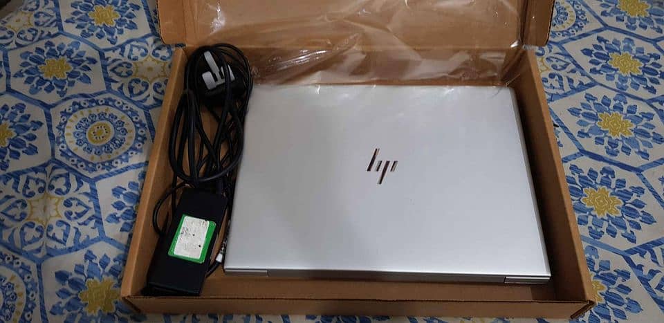 HP 830 G5 for sale(Box pack)