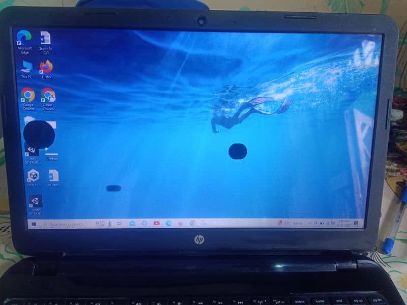 03161673847 HP laptop 15 inche screen