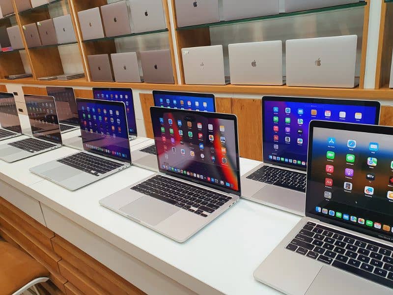 Apple Macbook Pro 2020 Core i7 !! 16GB With 500GB Storage 13inch